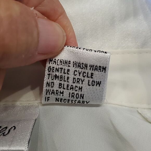 IVES St. CLAIR petite blouse 6P. Long sleeves satin and sheer. Button down. Nice - Picture 10 of 10